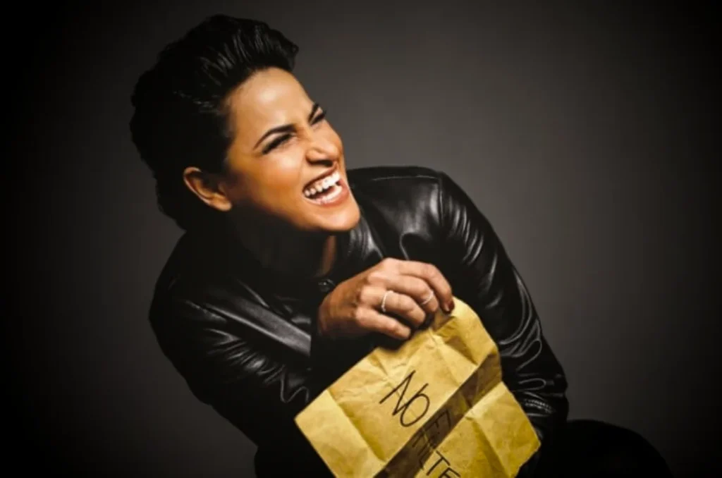 159_Karima cantante