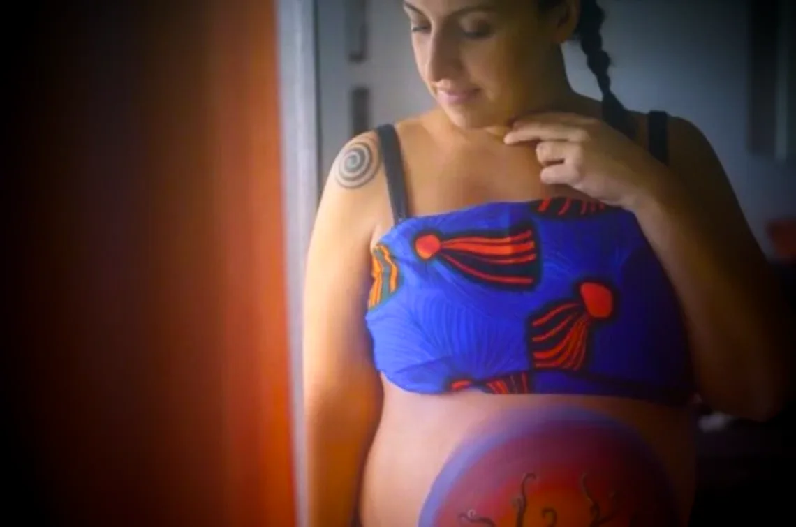 Canto in gravidanza: una mamma racconta la sua esperienza