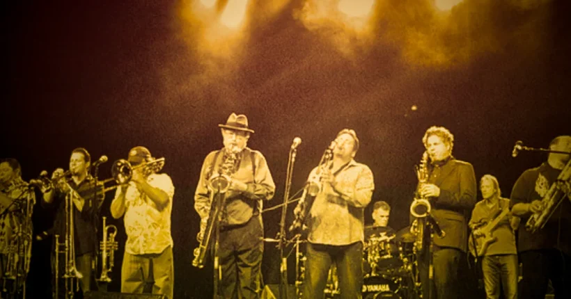 80_tower of power